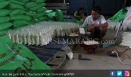 Petani Tebu Tuding Bulog Monopoli Gula - JPNN.com