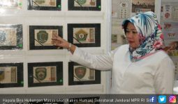 Kabiro Humas MPR Apresiasi Pameran Filateli DPR - JPNN.com