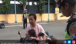 Ibu dan Anak Kompak Menangis Saat Ditilang Polisi - JPNN.com