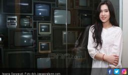 Perdana, Isyana Bawakan Lagu Karya Orang Lain - JPNN.com