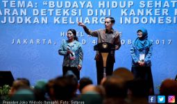 Jokowi: Jangan Bapaknya Manasin, Ibu Ikut Ngomporin - JPNN.com