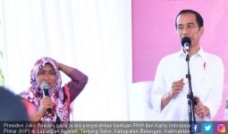 Rini Nekat Naik Panggung Demi Menyalami Jokowi - JPNN.com