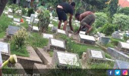 Bacaan Khusus Pemberani, Mayat Menangis dari Dalam Makam - JPNN.com