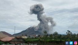Gunung Sinabung Meletus Lagi - JPNN.com