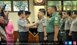 Kompol Martua Silitonga Dapat Pin Emas dari Kapolri - JPNN.com