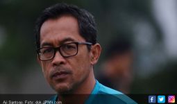 Kekalahan PSM Kado Ultah untuk Aji Santoso - JPNN.com