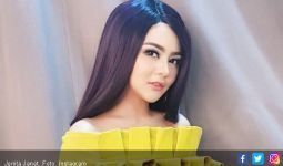 Kabar Gugat Cerai Suami, Jenita Janet Bilang Begini - JPNN.com
