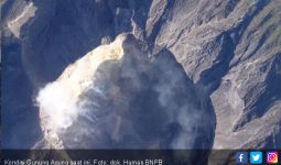 Beginilah Penampakan Terbaru Kawah Gunung Agung - JPNN.com
