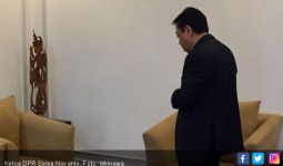 Novanto Silaturahmi dengan Kiai dan Santri - JPNN.com