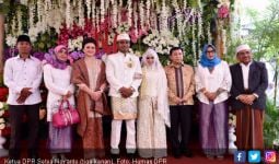 Hadiri Pernikahan Warga di Kupang, Novanto Diserbu Ibu-Ibu - JPNN.com