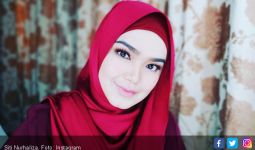 Ngidam Junkfood, Siti Nurhaliza Malah Dinasehati Warganet - JPNN.com