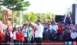 Mentan Amran Gelorakan Semangat Pemuda di Anjungan Losari - JPNN.com