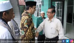 Effendi Simbolon Silaturahmi dengan Pengurus Al Wasliyah - JPNN.com