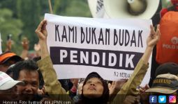 Presiden Jokowi Setuju Guru Honorer Diangkat jadi CPNS - JPNN.com