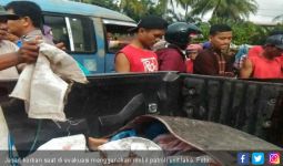 Tragis, Jatuh dari Boncengan Suami, Istri Tewas Digilas Truk - JPNN.com