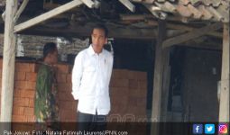 Wow! Usai Siraman Kahiyang Ayu, Jokowi Bagi-Bagi Sertifikat - JPNN.com