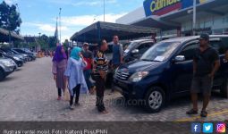 Pemilik Rental Mobil Aji Mumpung, Tarif Melambung - JPNN.com
