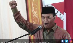 HNW Tak Yakin Pimpinan KPK Palsukan Surat Cegah Novanto - JPNN.com