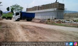 Banyak Warga Jatuh Akibat Proyek Tol Batang-Semarang - JPNN.com