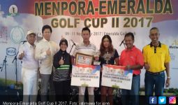 Rizchy-Rivani Juara Menpora-Emeralda Golf Cup 2017 - JPNN.com