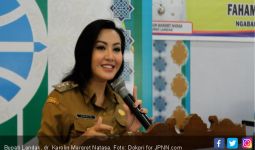 Karolin Ajak Bertarung Secara Sehat - JPNN.com