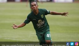 Irfan Jaya Ingin Lawan Arema FC Dulu, Baru Gabung Timnas - JPNN.com