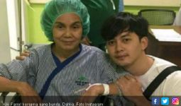 Stres dengan Kondisi Ibunda yang Sakit Kanker, Kiki Farrel Pingsan - JPNN.com