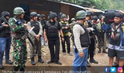 Sempat Diserang, TNI-Polri Evakuasi Warga di Tembagapura - JPNN.com
