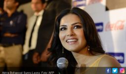 Eks Bintang Bokep Bicara Kelakuan Cabul Petinggi Bollywood - JPNN.com