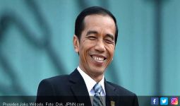 Kode Jokowi Menentukan Masa Depan Golkar - JPNN.com