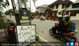 Save Tiang Listrik Tenar, Sudah Sampai ke Banjarmasin, Ha Ha - JPNN.com