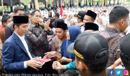 Boni Hargens: Kaum Radikal Dukung Pesaing Jokowi - JPNN.com