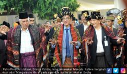 Sumbang Kerbau untuk Pesta Adat Pernikahan Bobby-Kahiyang - JPNN.com
