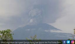 Status Gunung Agung Naik dari Siaga ke Level Awas - JPNN.com
