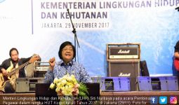 Menteri Siti dan Kenangan Berbaju Korpri - JPNN.com