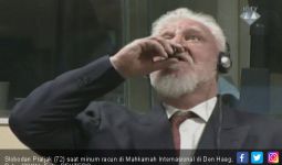 Pembantai Muslim Bosnia Bunuh Diri di Mahkamah, Nih Videonya - JPNN.com