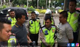 Ingin Melerai, Polisi Malah Ditodong Pisau Dapur - JPNN.com