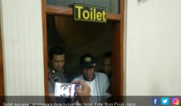 Saat Belasan Calon Kepala Desa Keluar Masuk Toilet Polres - JPNN.com