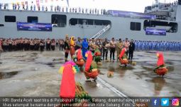 KRI Banda Aceh Dukung Sail Sabang 2017 - JPNN.com