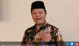 Pemprov DKI Gelar Tarawih di Istiqlal, HNW Jadi Penceramah - JPNN.com