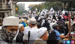 Aksi di Depan Kedubes AS Tertib, tak Ada Penutupan Jalan - JPNN.com