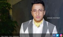 Penuhi Janji, Irfan Hakim Ajak Keluarga Besarnya Umrah - JPNN.com