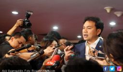 Diduga Langgar Etik terkait Izin Rapat Bahas Djoko Tjandra, Aziz Syamsuddin Dilaporkan ke MKD - JPNN.com