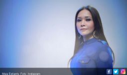 Unggah Lagu Ini, Maia Kenang Masa Lalu Bersama Duo Ratu - JPNN.com
