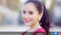 Sophie Navita Jaga Kesegaran Tubuh dengan Sayuran Mentah - JPNN.com