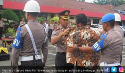 Seragam Brigadir Agus Wanda Dicopot Lalu Diganti Batik - JPNN.com
