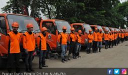Pasukan Oranye Beraksi di Pergantian Tahun, DKI Harus Bersih Lagi sebelum Jam 5 Pagi - JPNN.com