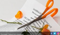 Alamak Baru Januari, Sudah 300 Orang yang Ingin Bercerai - JPNN.com