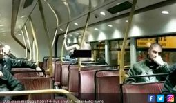 Bercinta di Bus Tingkat, 2 Sejoli Dapat Tepuk Tangan Meriah - JPNN.com