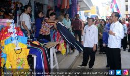 Jokowi Lunasi Janji ke Pedagang Pasar di Pontianak - JPNN.com